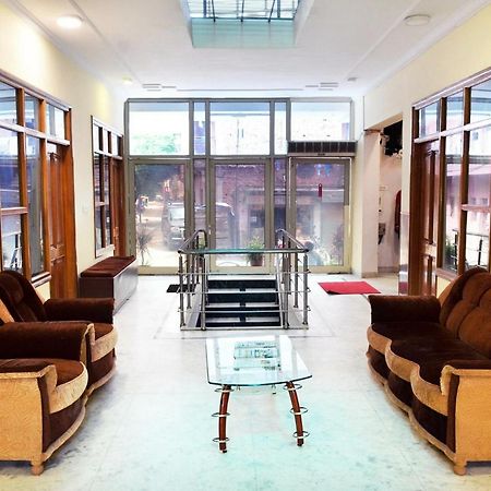 Oyo 6463 Hotel Dove Chandigarh Bagian luar foto