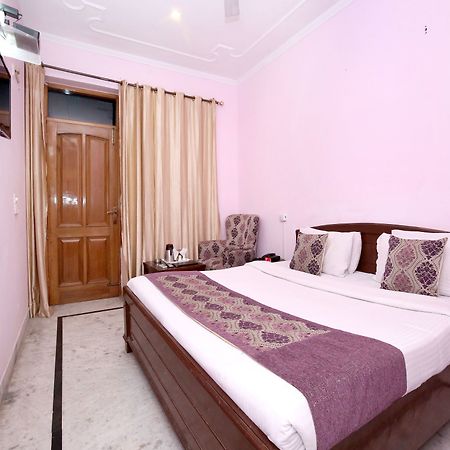 Oyo 6463 Hotel Dove Chandigarh Bagian luar foto