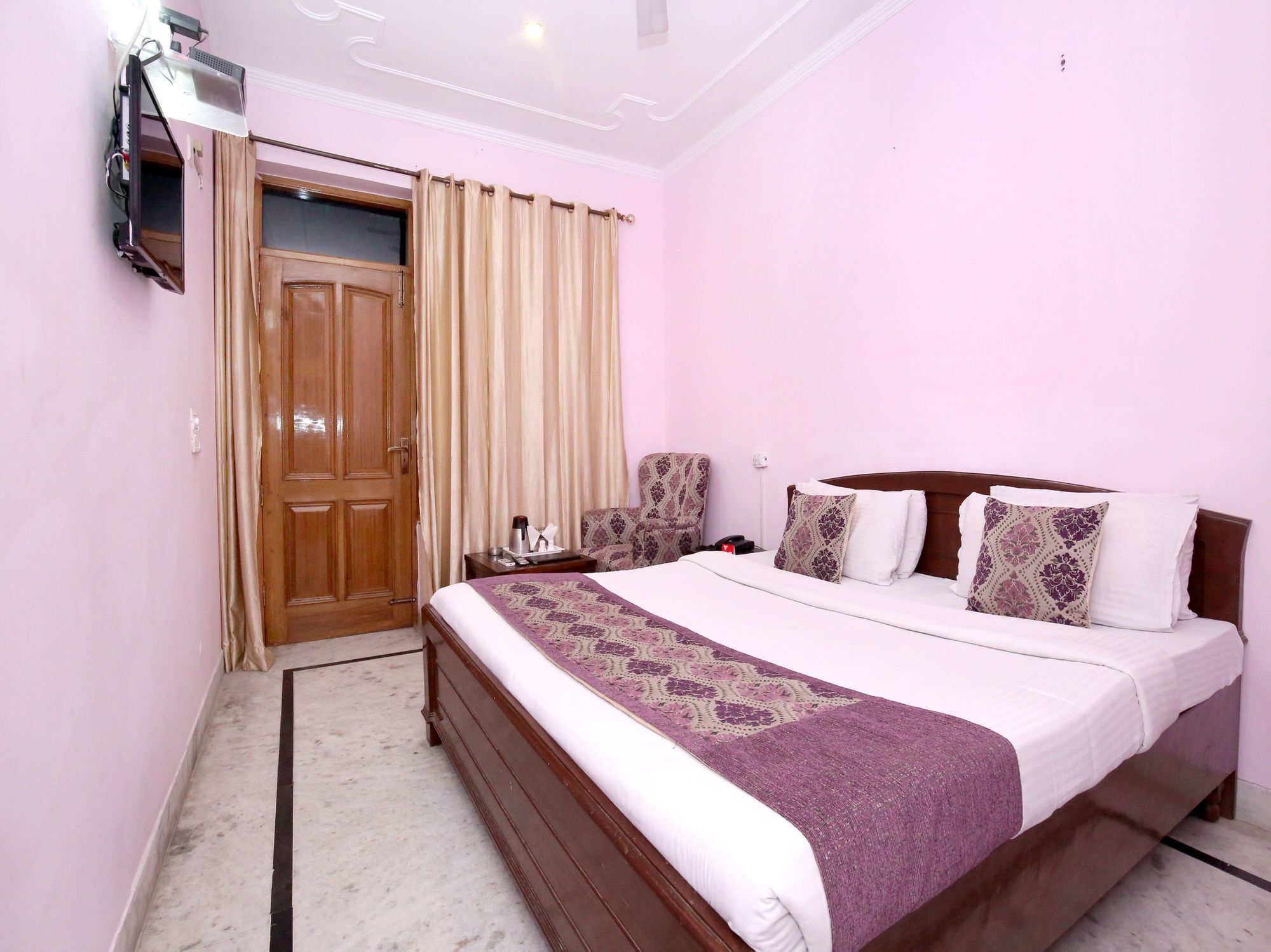 Oyo 6463 Hotel Dove Chandigarh Bagian luar foto