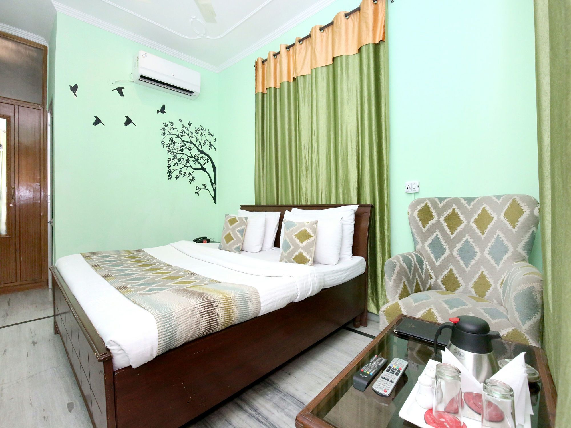 Oyo 6463 Hotel Dove Chandigarh Bagian luar foto